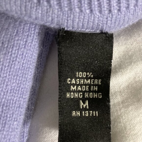 Lord & Taylor 2-Ply Cashmere Sweater Turtleneck LS Light Violet Classic Medium - Picture 5 of 9